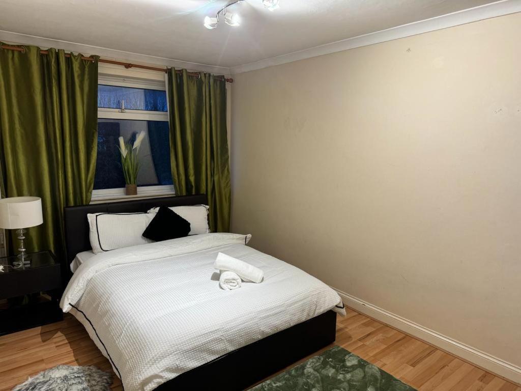 El Met Global Apartment Erith Bagian luar foto